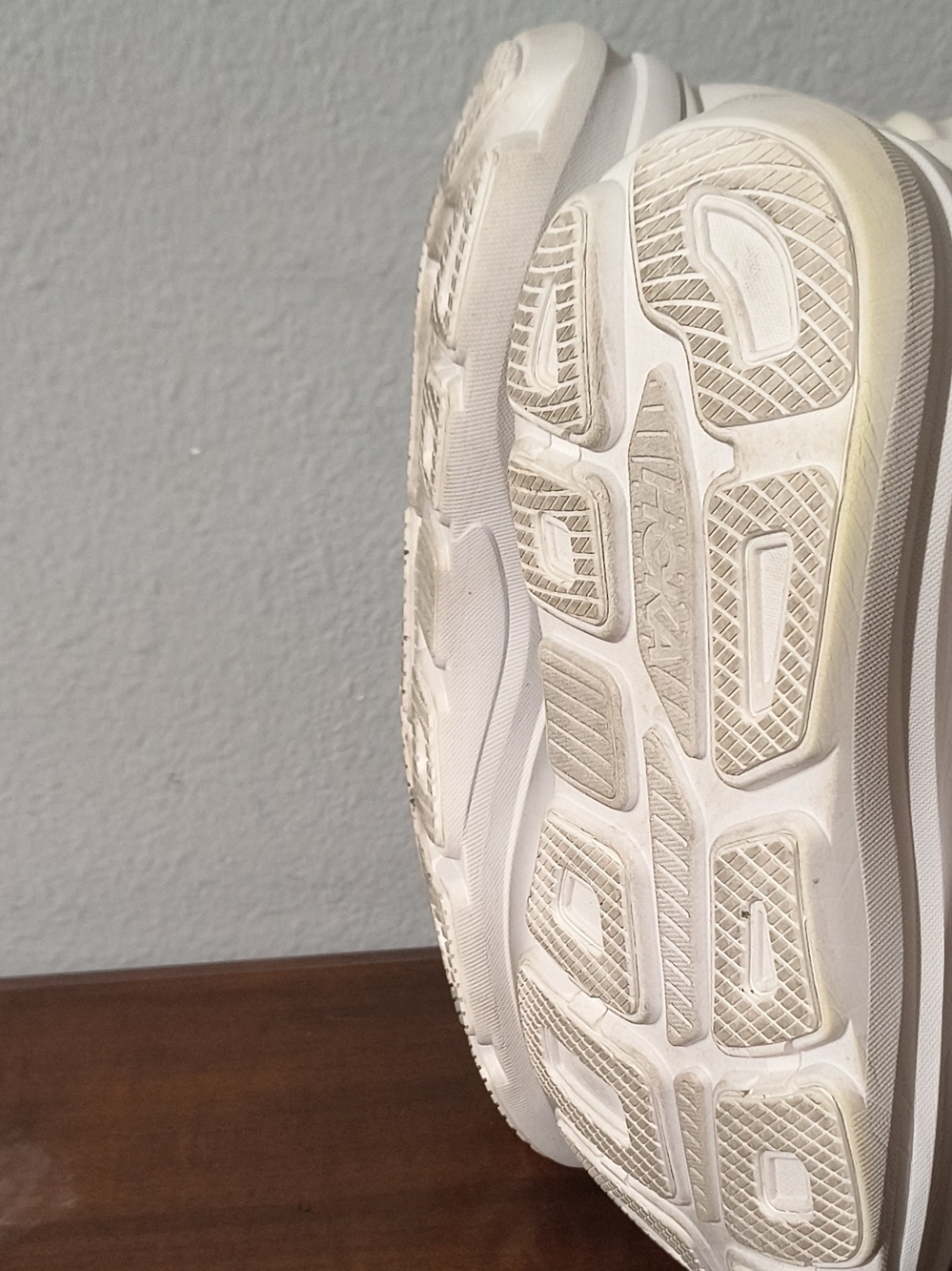 Hoka Bondi 9 Sz 10 Men White - Picture 9 of 10